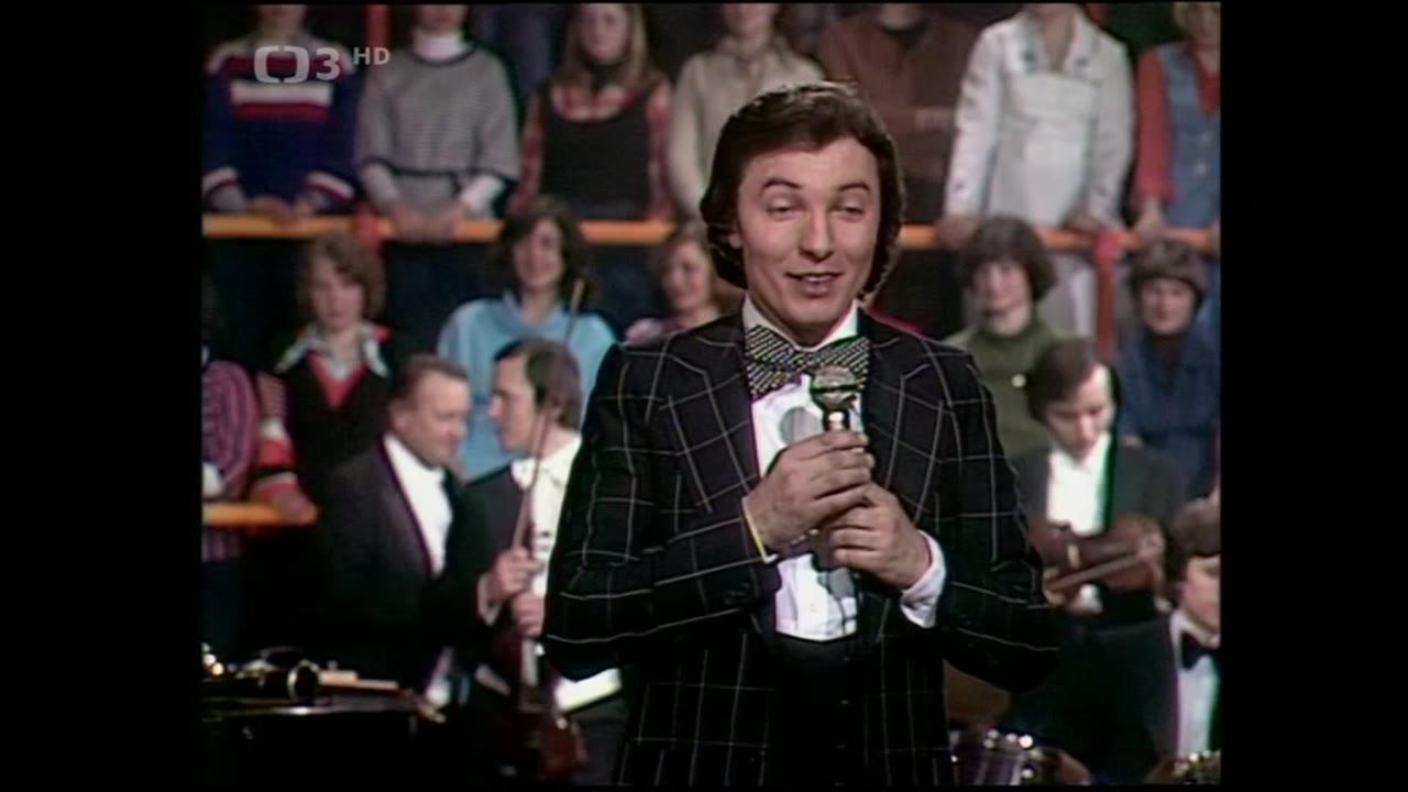 Zpívá Karel Gott